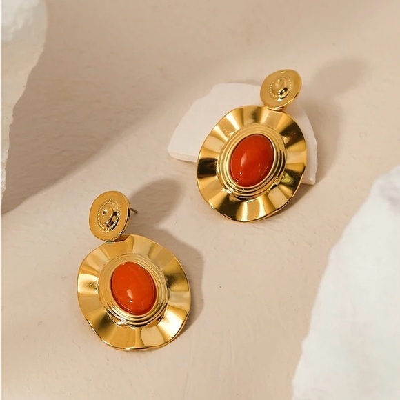 ◾️18K Gold Plated Natural Orange Sunstone Earrings - Picture 3 of 6
